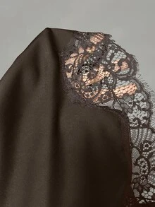 Glamine 緞面對比蕾絲大尺碼女款寬腿長褲 - 咖啡棕 - 查看 7