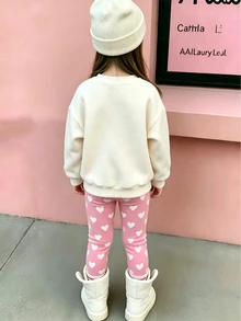 2件組女童甜美時尚愛心印花長袖運動衫與粉色滿版愛心印花內搭褲套裝，時尚簡約，適合日常穿著與戶外活動 - 彩色 - 查看 2