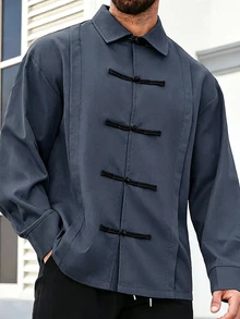 Manfinity Homme 男士大尺碼秋季休閒青蛙鈕扣襯衫 - 霧霾藍 - 查看 1