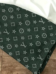 SHEIN 青少年男孩拼色花卉印花圓領短袖T恤與寬鬆印花短褲2件套，夏季戶外運動套裝 - 軍綠色 - 查看 5