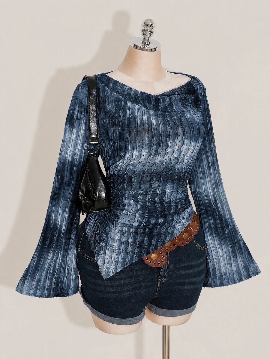 SHEIN ICON Autumn Women's Plus Size Casual 1920 Vintage Cold Shoulder Going Out Evening Blue Print Asymmetric Hem Long Sleeve Flare Sleeve T-Shirt - Blue - View 1