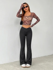 SHEIN PETITE 簡約純色包腰高腰喇叭褲 - 深灰色 - 查看 5