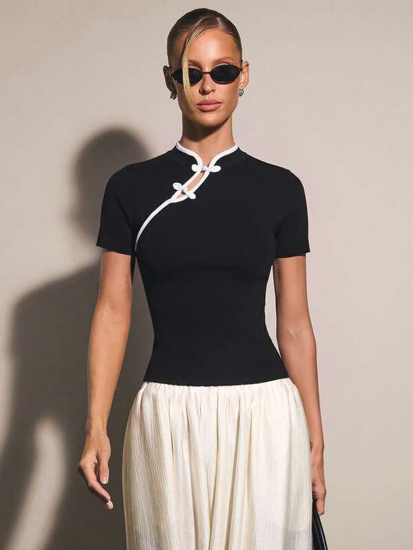 COSMINA Women's Casual Elegant Contrast Color Frog Button Knit Top