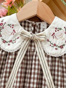 Emery Rose Kids Emery Rose Kids 女童編織純色卡通花卉刺繡翻領蝴蝶結袖休閒洋裝，適合夏季、秋季、度假、返校 - 紅色 - 查看 6