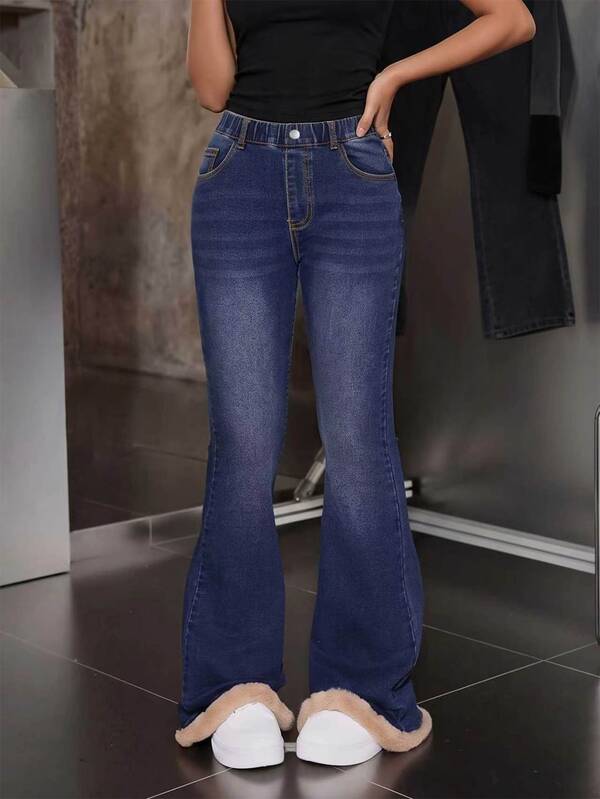SHEIN TWEEN GIRLS Tween GirlsDenim Jeans, Vintage Washed Color, Street Fashion, Washed Distressed Ripped Hem, Flared Leg Style, Versatile Fashion New Arrival