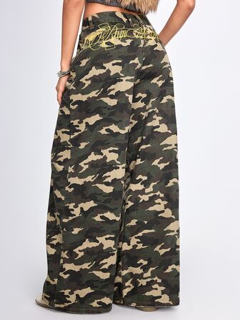 Grunge Punk Jeans de mezclilla de pierna ancha con estampado de letras de camuflaje para uso diario casual para mujeres