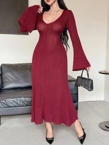 DAZY Women's Autumn/Winter Elegant Solid Color Bell Sleeve Knit Dress - Burgundy - View 4