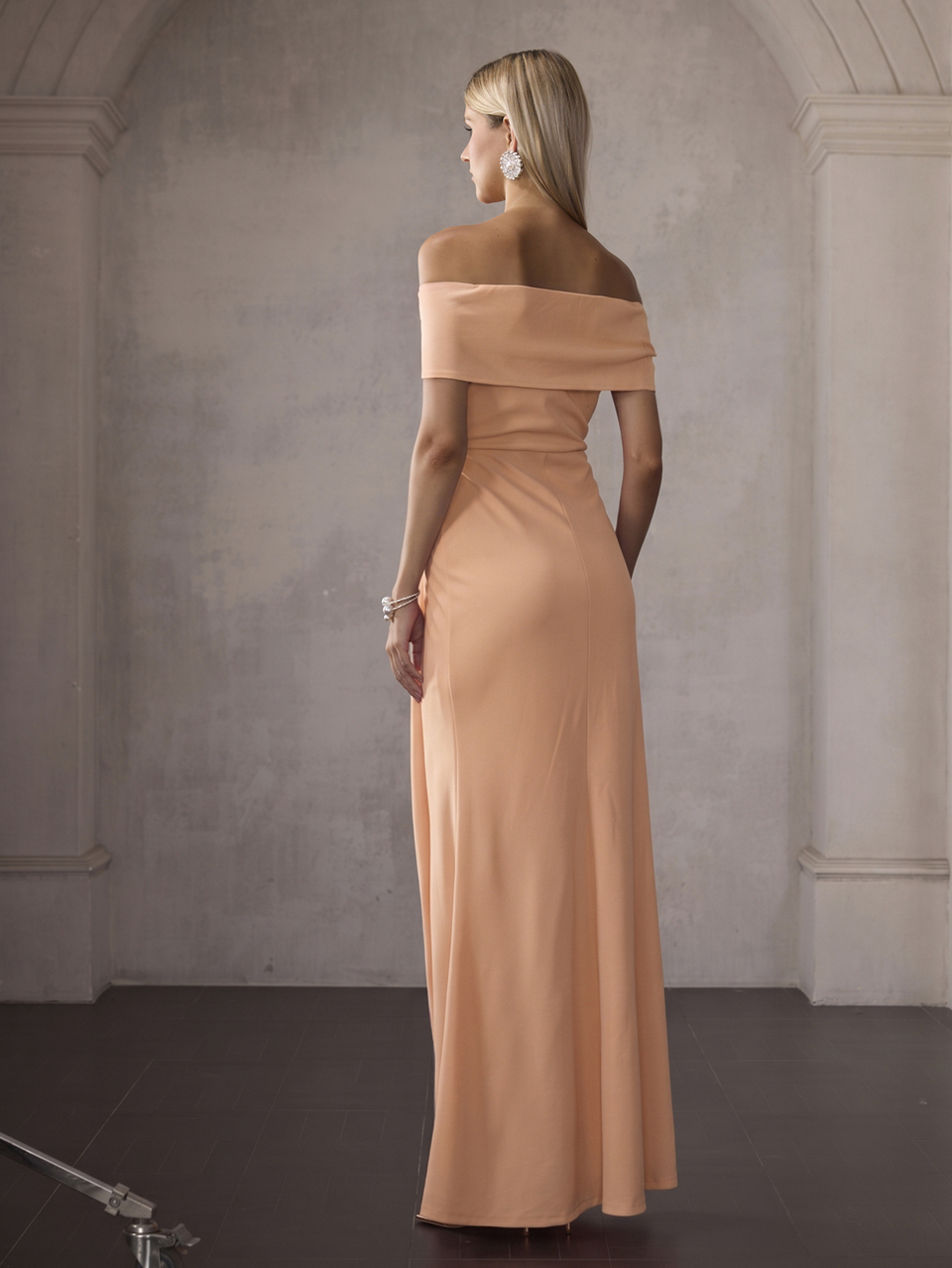 MOTF WOMEN'S SOLID COLOR OFF-SHOULDER FOLD PLEATED DRESS