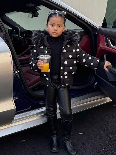 1pc Girls Winter Polka Dot Black Hooded Thick Fur Collar High Waist Ribbed Slim Fit Fashion Padded Coat, Casual Versatile Outerwear For Daily Life And Outdoor Activities