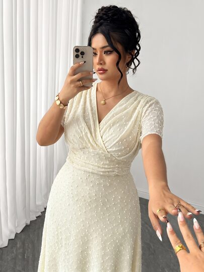 Elenzga Plus Size Women's Autumn/Winter Best-Seller Cream White V-Neck Cinched Waist A-Line Dress With Textured Dotted Pattern, Flattering Slimming Party Date Light Formal Dress