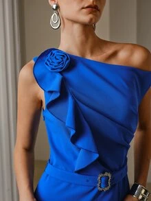 ZEYLAH Gaun dengan Leher Asimetris dan Rumbai - Royal Blue - View 2