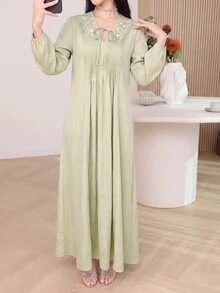 Yasmyna Women's Faux Pearl Decorated Pleated Arabian Dress - Green - View 3