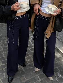 Avenya Celana Panjang Kaki Lebar dengan Hiasan Rivet dan Pita, Kasual untuk Perjalanan Sehari-hari - Navy Blue - View 4