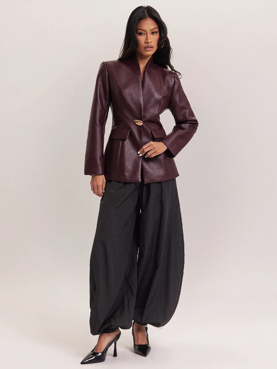 SHEIN BAE Blazer Kasual Wanita Warna Polos dengan Kancing Logam Tunggal untuk Perjalanan Sehari-hari - Burgundy - View 1
