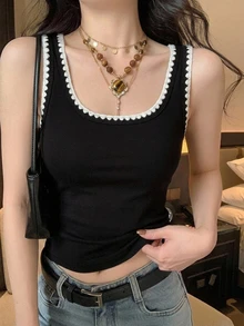 DAZY 女款休閒修身黑色背心，對比飾邊設計，夏季度假穿搭 - 黑與白 - 查看 3