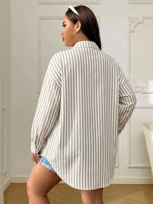 SHEIN EZwear 女款大尺碼杏色拼色條紋長袖襯衫 - 卡其色 - 查看 2