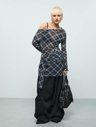 COUREZ Vestido midi drapeado xadrez transparente com bainha assimétrica