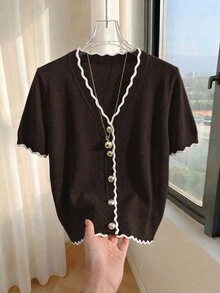 SHEIN 春夏對比色波浪邊針織開襟衫女款 V領短袖鈕扣甜美日常風 - 咖啡棕 - 查看 4