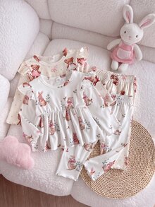 SHEIN Vintaside Kids 4件組女嬰秋季套裝 可愛兔子與熊印花長袖荷葉邊上衣搭配長褲 休閒居家服 - 彩色 - 查看 3