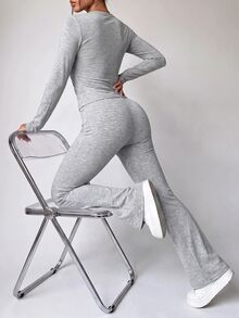 SHEIN Unity Set Pakaian Olahraga Kasual Wanita, Kaos Leher Bulat Warna Polos dan Celana Panjang Potongan Lurus Ramping - Grey - View 2