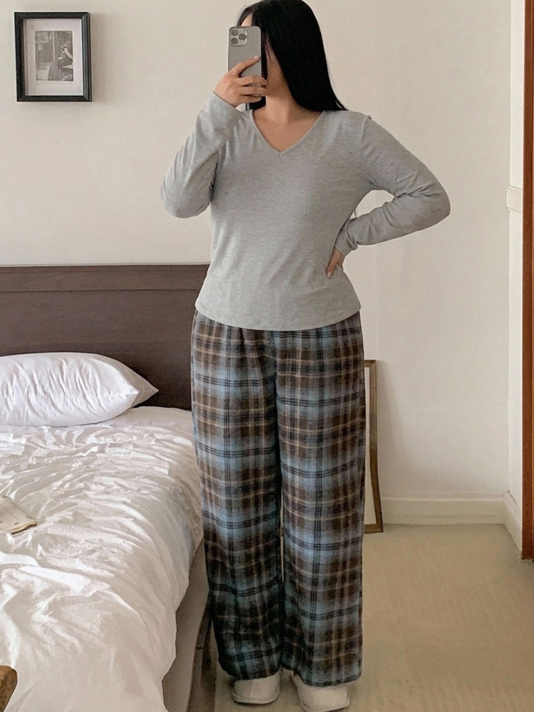 Dazy Plus Solid Color V-Neck Long Sleeve Top & Plaid Pants Loungewear Pajama Set Fall - Light Grey - View 4