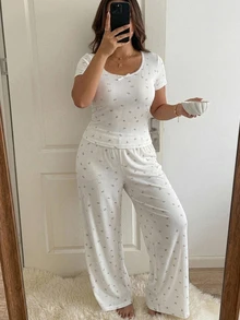 Dazy Plus 2pcs Ditsy Floral Fitted Top & Long Pants Loungewear Pajama Set - White - View 4