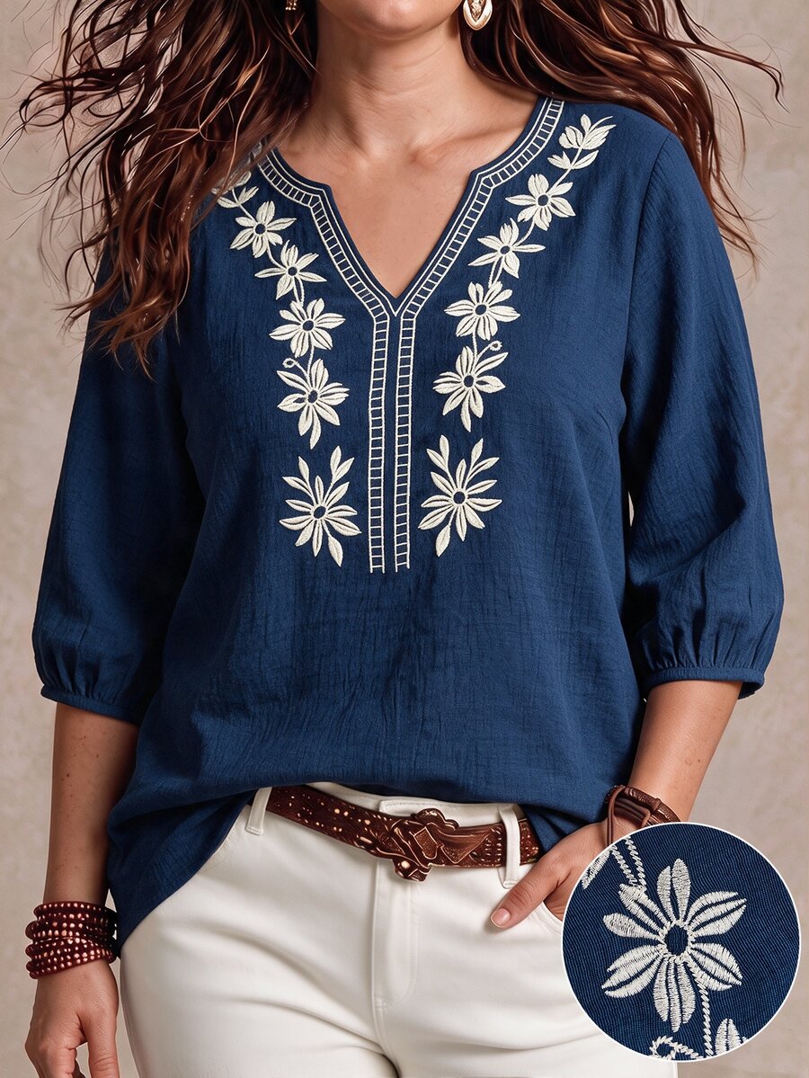 EMERY ROSE Plus Size Women's Floral Print Notch V-Neck 3/4 Sleeve Casual Blouse - Navy Blue - View 1