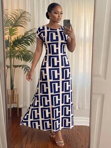 SHEIN Lady 大尺碼夏季時尚全印花洋裝 - 彩色 - 查看 6