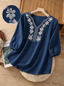 EMERY ROSE Plus Size Women's Floral Print Notch V-Neck 3/4 Sleeve Casual Blouse - Navy Blue - View 3