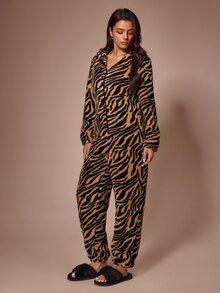 Lazeform American Retro Animal Print Plush Oversized Slimming Long Sleeve Jumpsuit Loungewear - Multicolor - View 4
