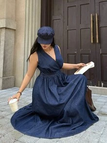 Rivivi Gaun Denim Biru Tanpa Elastis dengan Leher V Dalam untuk Wanita Ukuran Plus Gaya Boho - Dark Wash - View 6