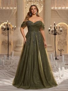 Glamrae Plus Size Elegant Romantic Green Off Shoulder Lace Patchwork Mesh Ruched Applique Puff Skirt Extra Large A-Line Suitable For Evening Party Date Ball Vacation Wedding Event Heavy Work Evening Gown Dress - Green - View 3