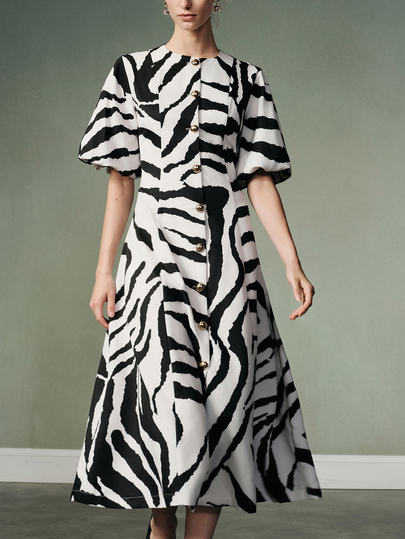 Aveloria Modichic Gaun Panjang Wanita Motif Zebra Hitam Putih Kontras Musim Panas/Gugur, Kerah Bulat, Kancing Depan, Lengan Sedang, Lengan Lentera, Pinggang Ramping, Rok Lebar, Dekorasi Kancing Logam, Elegan, Vintage, Modern, Minimalis, Cocok untuk Perjalanan, Kasual, Pesta, Upacara, Mewah, Serbaguna