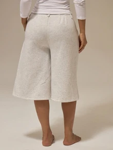 MUSERA ESSENTIALS Celana Pendek Sweat Lipit Panjang Model Lebar untuk Musim Panas, Gaya Feminin, Pakaian Santai Sehari-hari, dan untuk Keluar Rumah - Light Grey - View 4