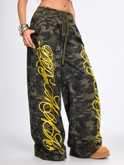 Street Life Street Camouflage Farbblock Buchstaben-Muster Loose Fit Denim Jeans