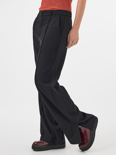 KÆRIA Hus Double-Pleat Wide-Leg Trousers - Soft-Touch Suiting - Black - Tailored, Wide-Leg Pants, Workwear, Red, Chill, Cool,Smart, Women Office Wear
