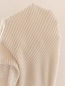 Snug Reverie طقم ملابس منزلية نسائي بتصميم دانتيل محبوك مع رقعات - لون مشمشي - مشاهدة 7