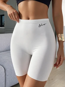 SuitURBody سروال ضيق بطبعة حروف لتشكيل الجسم والتحكم في البطن ورفع المؤخرة وسروال أمان مضاد للانكشاف (1 قطعة) - أبيض - مشاهدة 3