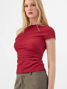 KÆRIA Hus One-Shoulder Twist Top - Textuburgundy Comfort Stretch Knit - Asymmetric, Draped, Night Out, Birthday, Elegant, Sexy, Summer, Fall, School, Date Night - Red - View 3