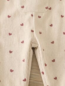 SHEIN 嬰兒女童中性款 0-3 歲幼兒春秋心形印花粉色燈芯絨吊帶褲套裝，胸前口袋設計，休閒版型，適合外出與居家穿著 - 杏色 - 查看 4