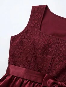 Fairmaia German Traditional Plus Size Women's Lace Patchwork Dress - Burgundy - View 7