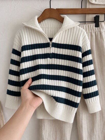 SHEIN Young Boys Autumn/Winter Half-High Collar Turn-Down Collar Zipper Front Striped Apricot & Black Versatile Preppy Style Back-To-School Pullover Sweater, Suitable For Home, School, And Outings
