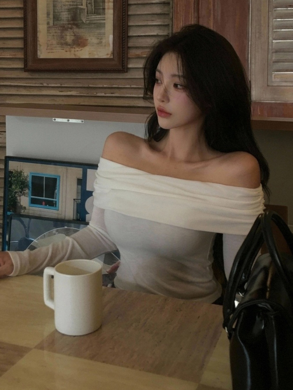 Solid Color Slim Fit Off-The-Shoulder Long Sleeve Casual Elegant Vacation Spring/Autumn Top Women's T-Shirt