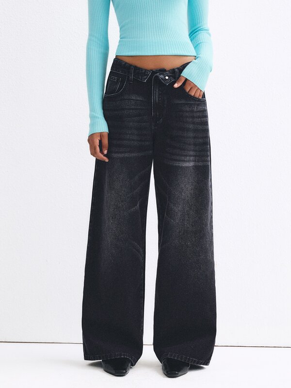 ATUI Studio Casual Washed Low Waist Wide Leg Jeans