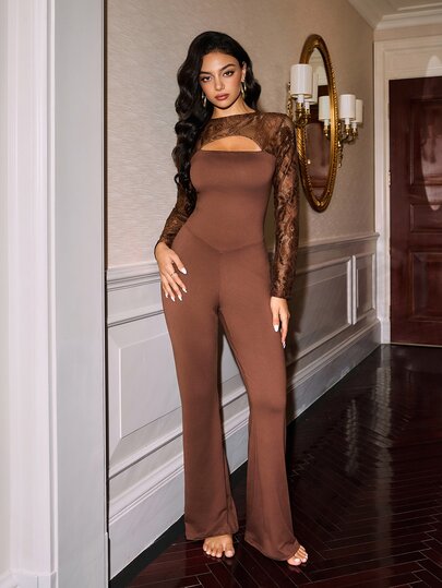 Slumberist Đồ ngủ nữ jumpsuit ôm dáng ống loe, ren gợi cảm, cổ đứng, tay dài, phối hở, màu cà phê