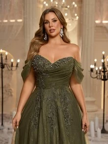 Glamrae Plus Size Elegant Romantic Green Off Shoulder Lace Patchwork Mesh Ruched Applique Puff Skirt Extra Large A-Line Suitable For Evening Party Date Ball Vacation Wedding Event Heavy Work Evening Gown Dress - Green - View 4