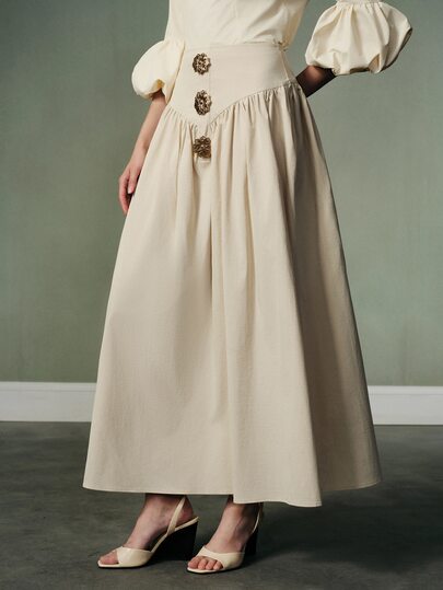 Aveloria Modichic Summer Autumn Light Khaki Beige Vintage French Style Metal 3D Floral Button Decor High Waist Triangle Split Flared Long Skirt Women's Skirt Cinched Waist Slimming Elegant Style Suitable For Banquet Date Commute Daily Party Casual Romantic Elegant Minimalist High-End Design Old Money Modern