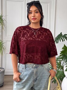 SHEIN EZwear 大尺碼女款蕾絲時尚優雅 T-shirt 約會穿搭 - 酒紅色 - 查看 6