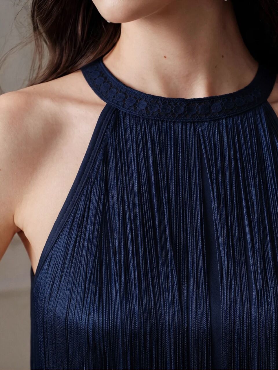 Anewsta Women's New Summer Elegant High-End Vacation Style Draped Tassel Halter Neck Patchwork Lace Trim Sleeveless Cold-Shoulder Top For Party, Gathering And Daily Wear