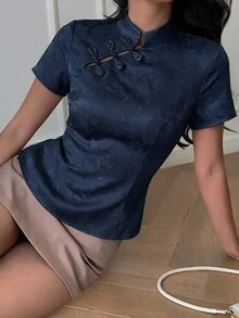 Aloruh 杏色新中式青蛙扣立領短袖收腰春夏新款女式襯衫 - 藏蓝色 - 查看 6